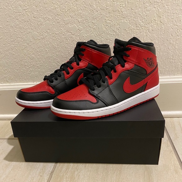 Jordan mid banned - Picture 1 of 4